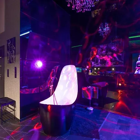 Bdsm Grey By Bast Manufaktura Centrum Miasta Legionow 18 , Idelny Na Prezent, Parking Na Terenie , Tylko Dla Doroslych Adults Only *