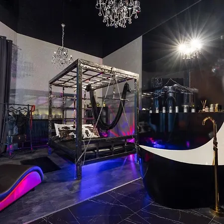 Apartament Bdsm Grey Manufaktura Centrum Miasta Legionów 18 Parking Na Terenie , Dla Dorosłych Adults Only