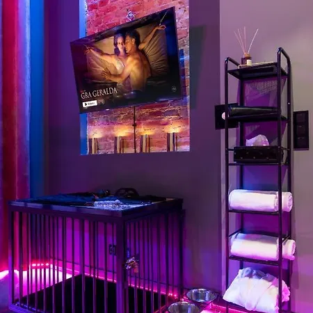 Bdsm Grey Manufaktura Centrum Miasta Legionów 18 Parking Na Terenie , Dla Dorosłych Adults Only Apartament