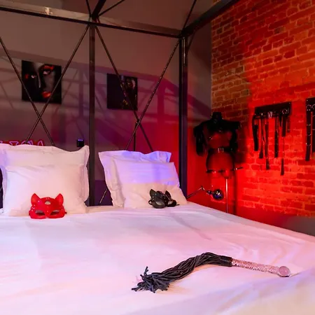 Bdsm Grey Manufaktura Centrum Miasta Legionów 18 Parking Na Terenie , Dla Dorosłych Adults Only