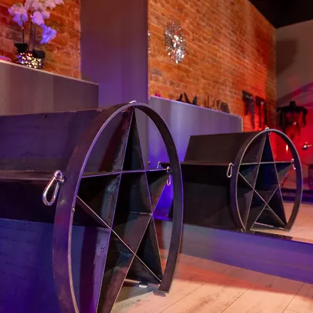 Bdsm Grey Manufaktura Centrum Miasta Legionów 18 Parking Na Terenie , Dla Dorosłych Adults Only Apartamento *