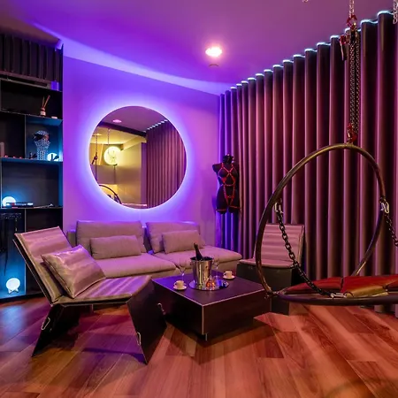 Bdsm Grey By Bast Manufaktura Centrum Miasta Legionow 18 , Idelny Na Prezent, Parking Na Terenie , Tylko Dla Doroslych Adults Only *