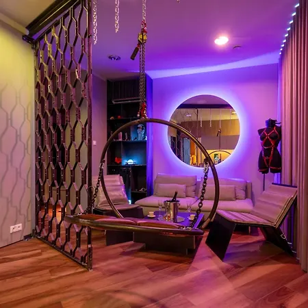 Bdsm Grey By Bast Manufaktura Centrum Miasta Legionow 18 , Idelny Na Prezent, Parking Na Terenie , Tylko Dla Doroslych Adults Only *