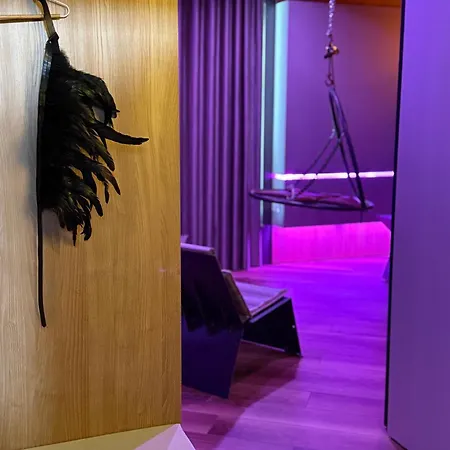 Bdsm Grey Manufaktura Centrum Miasta Legionow 18 , Idelny Na Prezent, Parking Na Terenie , Tylko Dla Doroslych Adults Only Διαμέρισμα