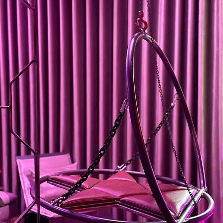 Bdsm Grey By Bast Manufaktura Centrum Miasta Legionow 18 , Idelny Na Prezent, Parking Na Terenie , Tylko Dla Doroslych Adults Only 우치