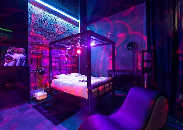 Bdsm Grey By Bast Manufaktura Centrum Miasta Legionow 18 , Idelny Na Prezent, Parking Na Terenie , Tylko Dla Doroslych Adults Only * وودج