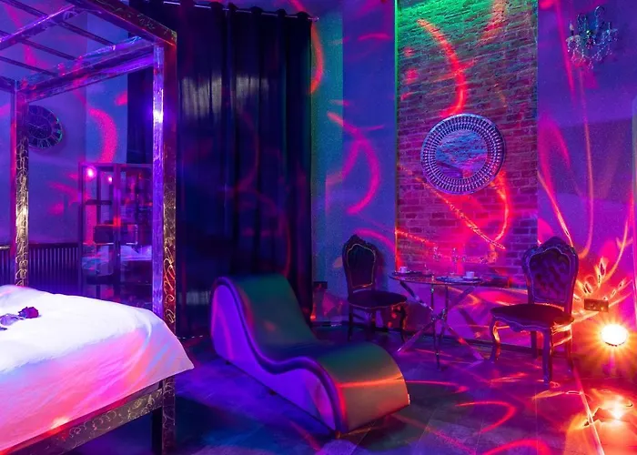 Bdsm Grey Manufaktura Centrum Miasta Legionów 18 Parking Na Terenie , Dla Dorosłych Adults Only Apartamento *