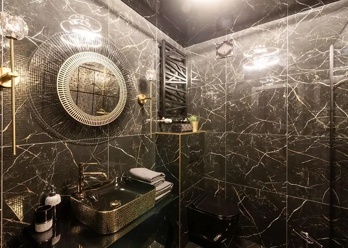 Bdsm Grey By Bast Manufaktura Centrum Miasta Legionow 18 , Idelny Na Prezent, Parking Na Terenie , Tylko Dla Doroslych Adults Only * وودج