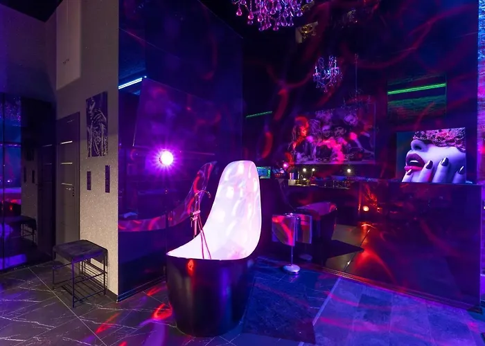 Bdsm Grey By Bast Manufaktura Centrum Miasta Legionow 18 , Idelny Na Prezent, Parking Na Terenie , Tylko Dla Doroslych Adults Only *