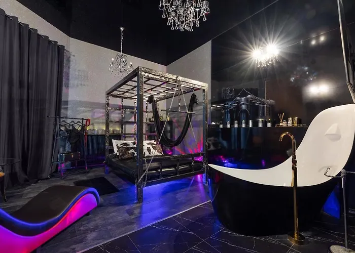 Apartamento Bdsm Grey Manufaktura Centrum Miasta Legionów 18 Parking Na Terenie , Dla Dorosłych Adults Only