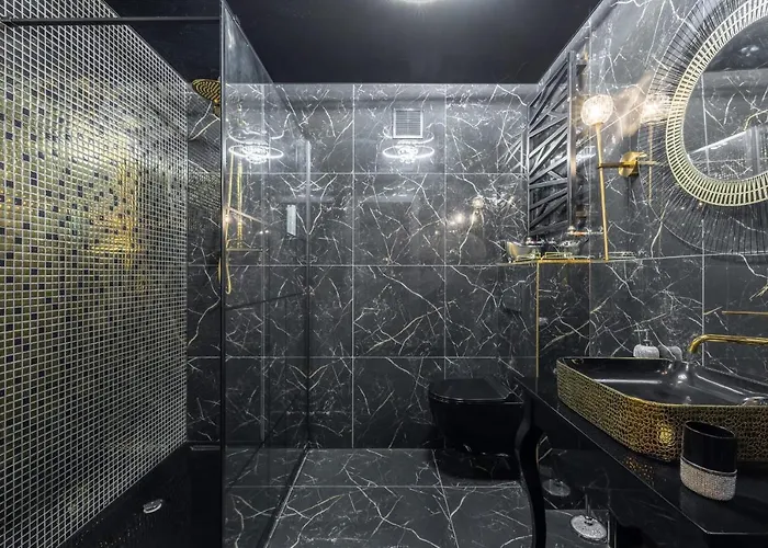 Bdsm Grey By Bast Manufaktura Centrum Miasta Legionow 18 , Idelny Na Prezent, Parking Na Terenie , Tylko Dla Doroslych Adults Only