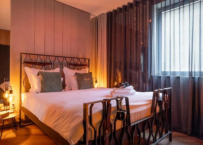 Bdsm Grey Manufaktura Centrum Miasta Legionów 18 Parking Na Terenie , Dla Dorosłych Adults Only *