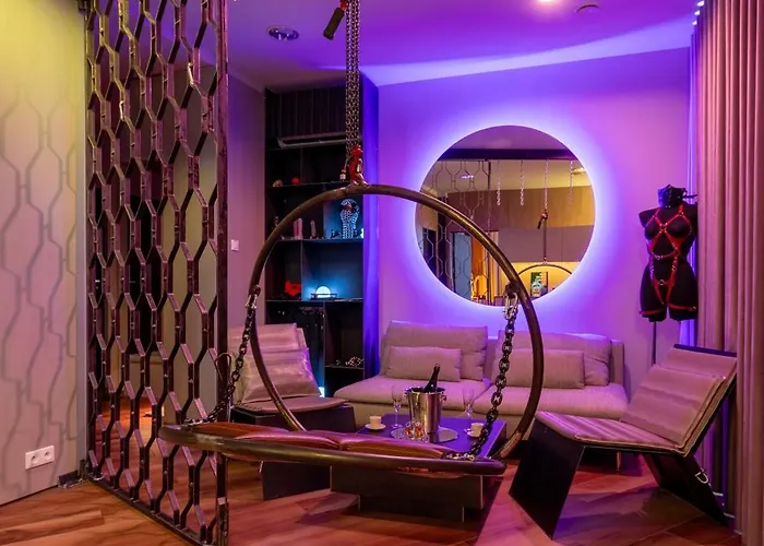 Bdsm Grey Manufaktura Centrum Miasta Legionów 18 Parking Na Terenie , Dla Dorosłych Adults Only *