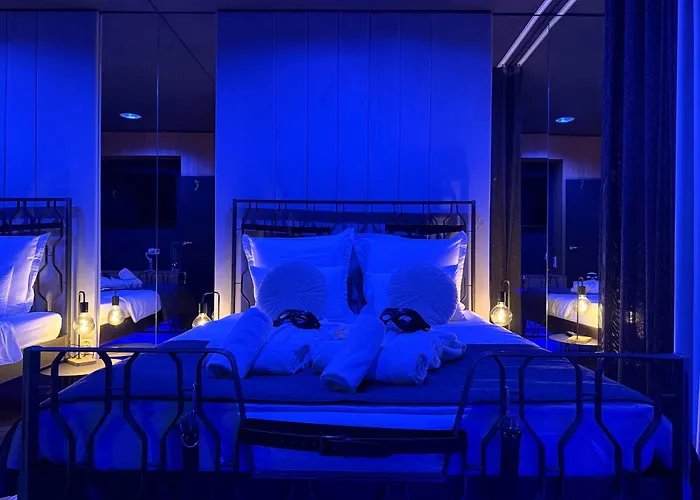 Bdsm Grey By Bast Manufaktura Centrum Miasta Legionow 18 , Idelny Na Prezent, Parking Na Terenie , Tylko Dla Doroslych Adults Only * وودج